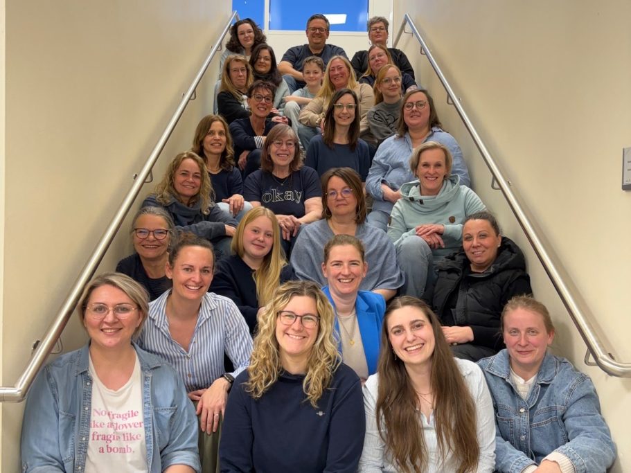 Ein Gruppenfoto mit der 2/3 der Gruppe...